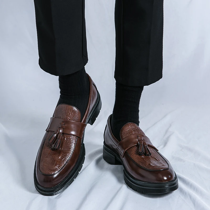 รองเท้าผู้ชายหนังผู้ชายแฟชั่นฤ - Men'S Shoes Clearance Sale บทวิจารณ์และราคา