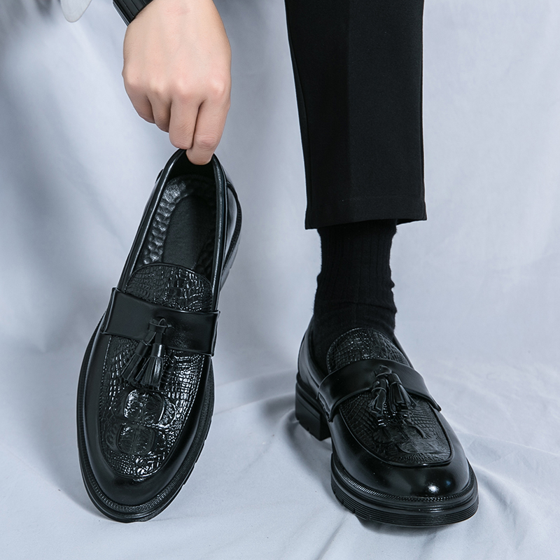 รองเท้าผู้ชายหนังผู้ชายแฟชั่นฤ - Men'S Shoes Clearance Sale บทวิจารณ์และราคา